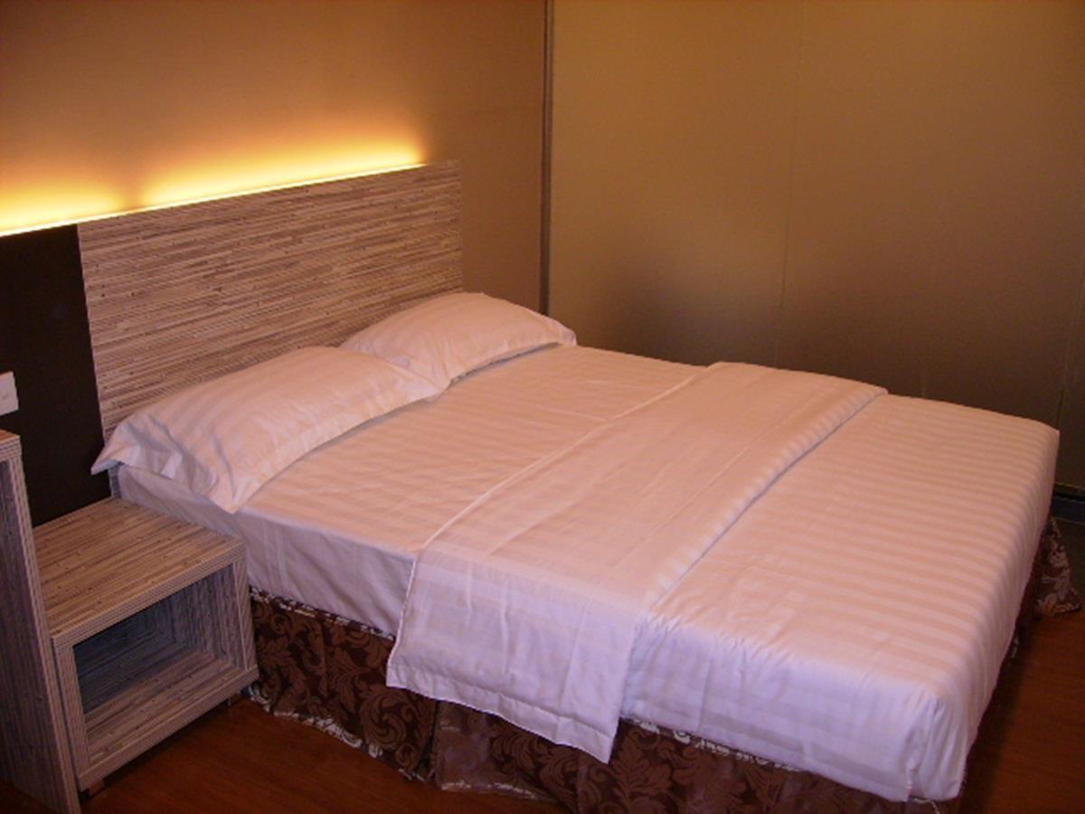 Lbs Hotel Cheras Zewnętrze zdjęcie